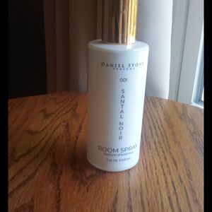 Daniel Stone Santal Noir Room Spray